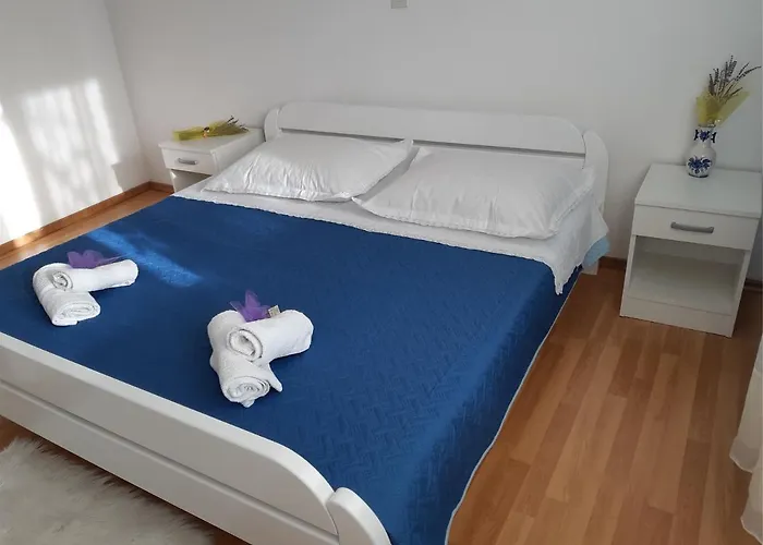 Apartments Gaj